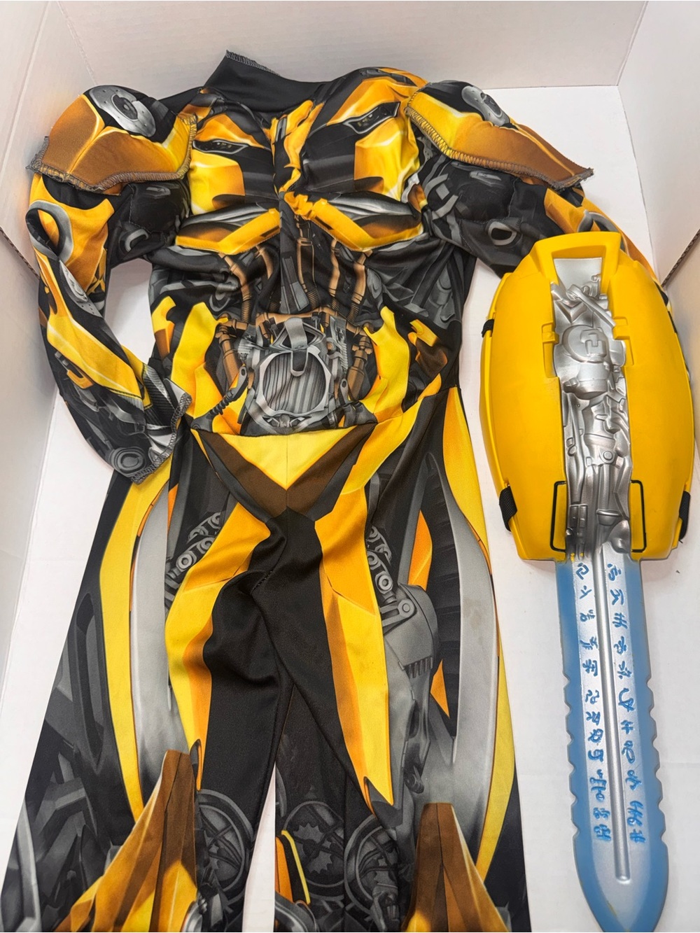 Transformers Bumble Bee Costume 3t/4t with sword